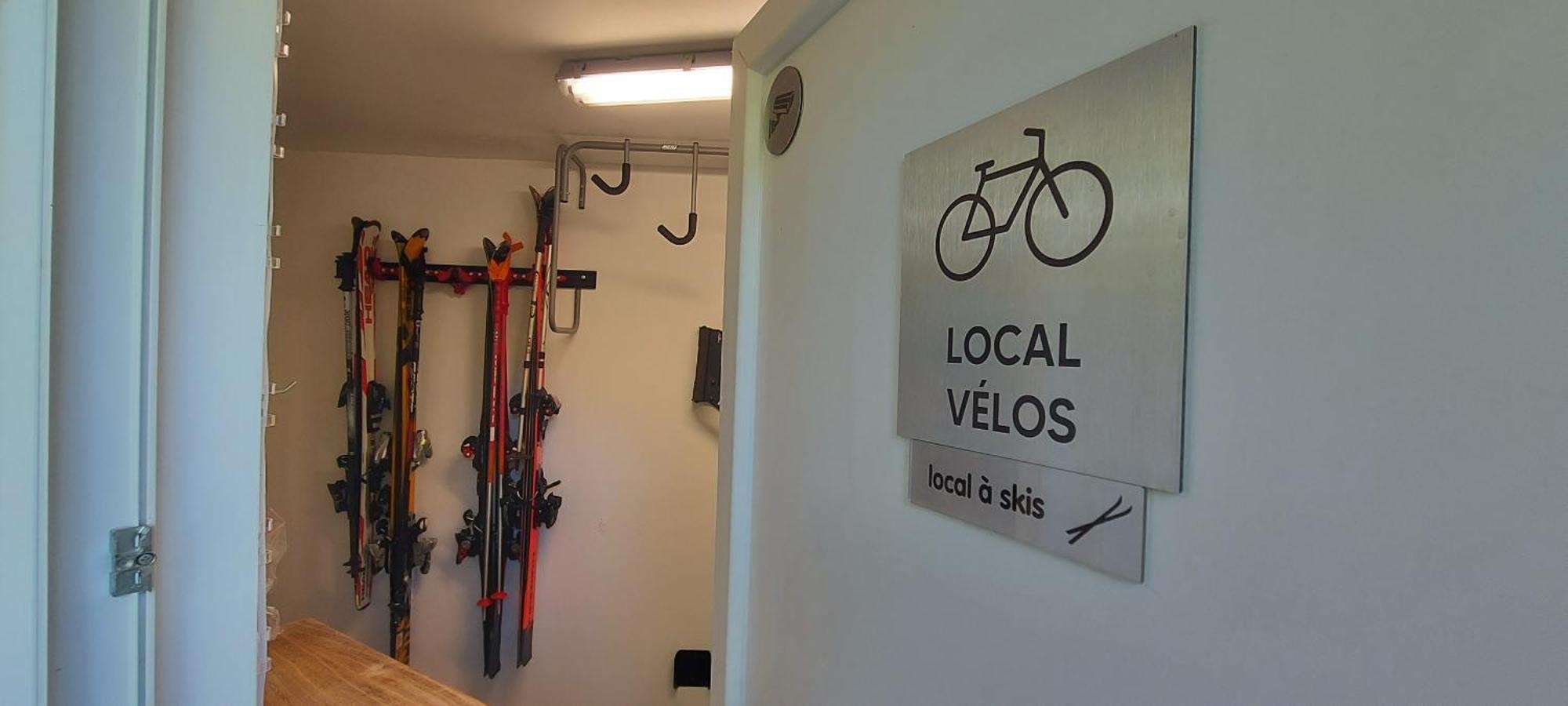 Le Refuge, 2 Personnes, 4 Etoiles Tout Confort Annecy Luaran gambar